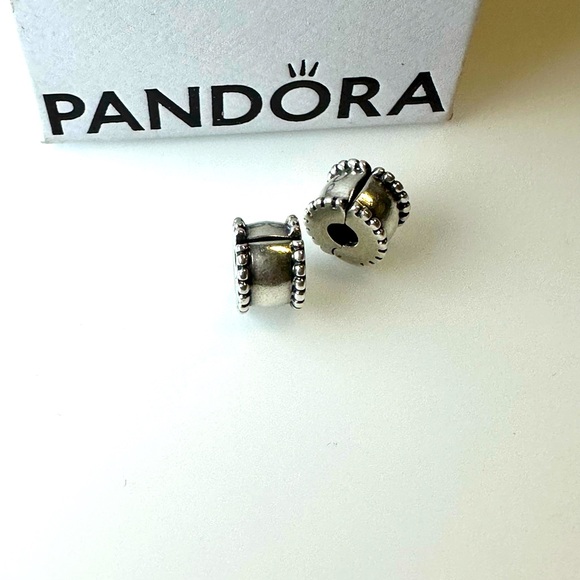 Pandora Chams 2 clips - Picture 1 of 5